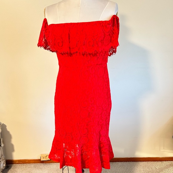 BCBGMAXAZRIA NWT Burt red off the shoulder lace dress; Little Red Dress Size 10 - Picture 4 of 10